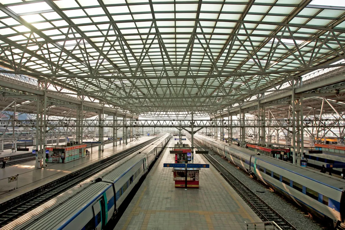 Ipswich vs. Colchester for Commuters: Comparing Train Fares, Parking, and Travel Times